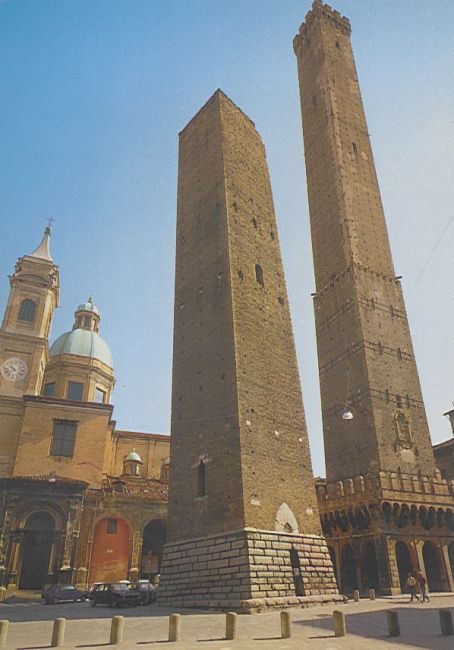 Las dos torres medievales más famosas de Bologna